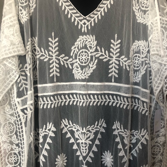 Anthropologie Kindred Semi Sheer Embroidered Crochet Lace Cover Up Overpiece - Picture 7 of 16